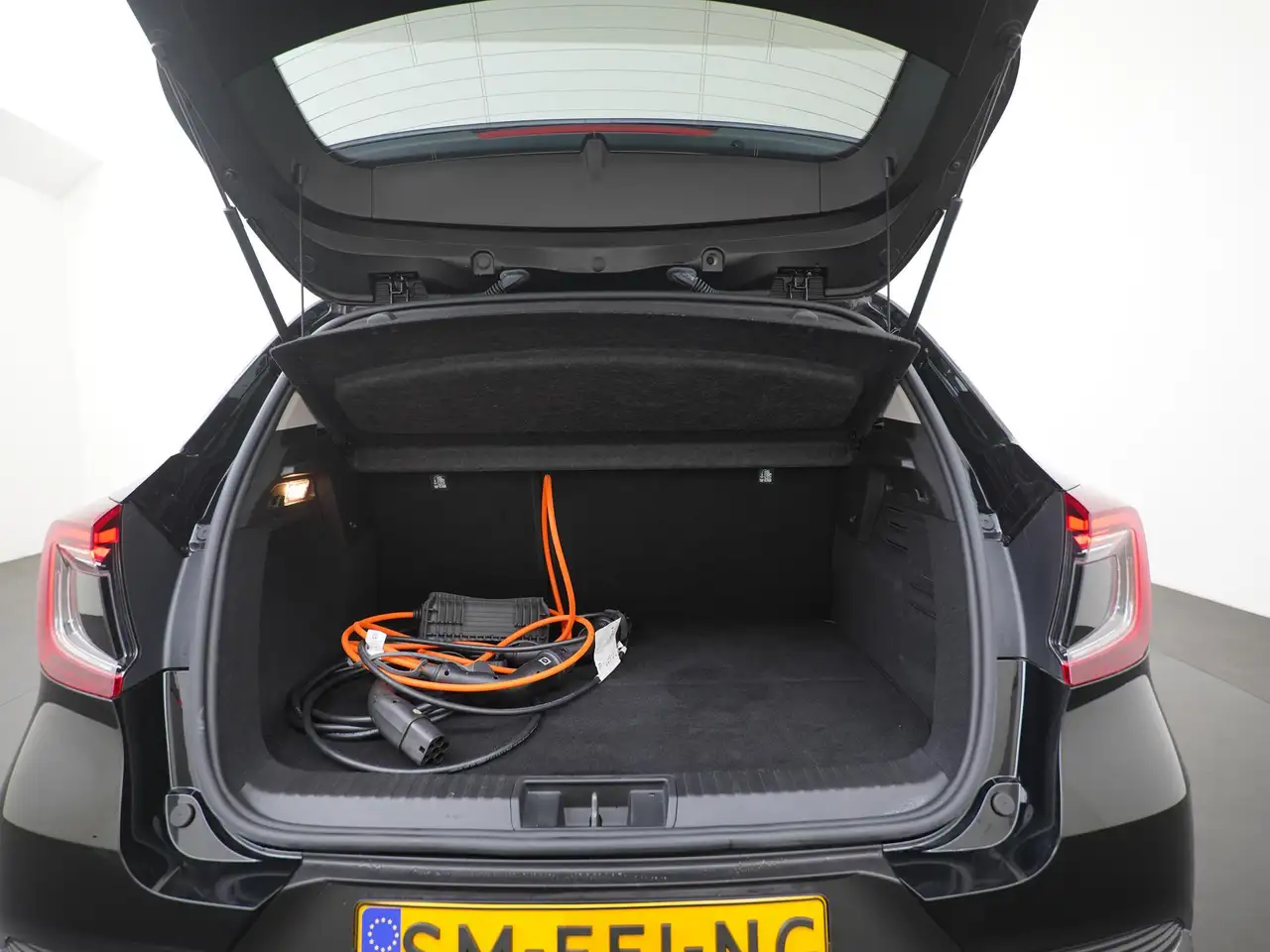 Renault Captur 1.6 E-Tech Plug-in Hybrid 160 Intens Camera Ke, миниатюра 27