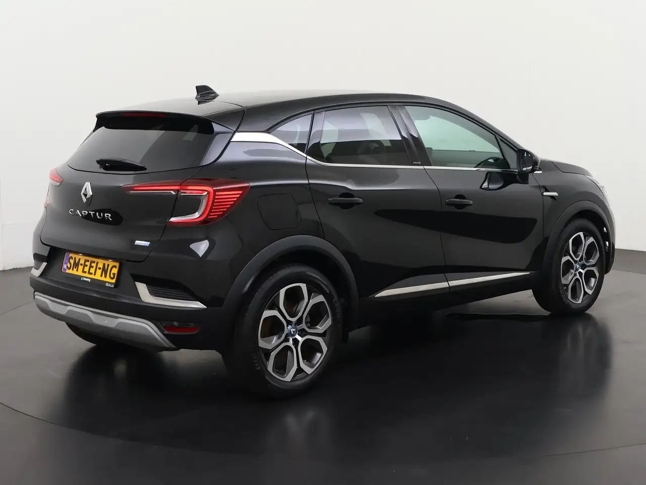 Renault Captur 1.6 E-Tech Plug-in Hybrid 160 Intens Camera Ke, миниатюра 4