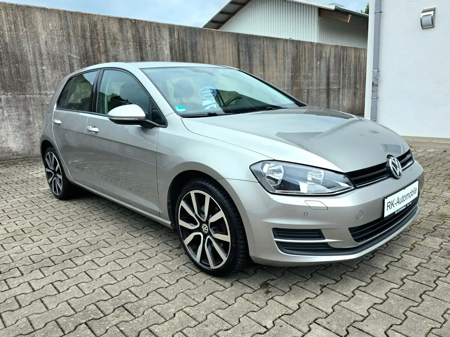 Volkswagen Golf VII Lim. Trendline BMT  DSG / ZR neu! Garan Silber - 2