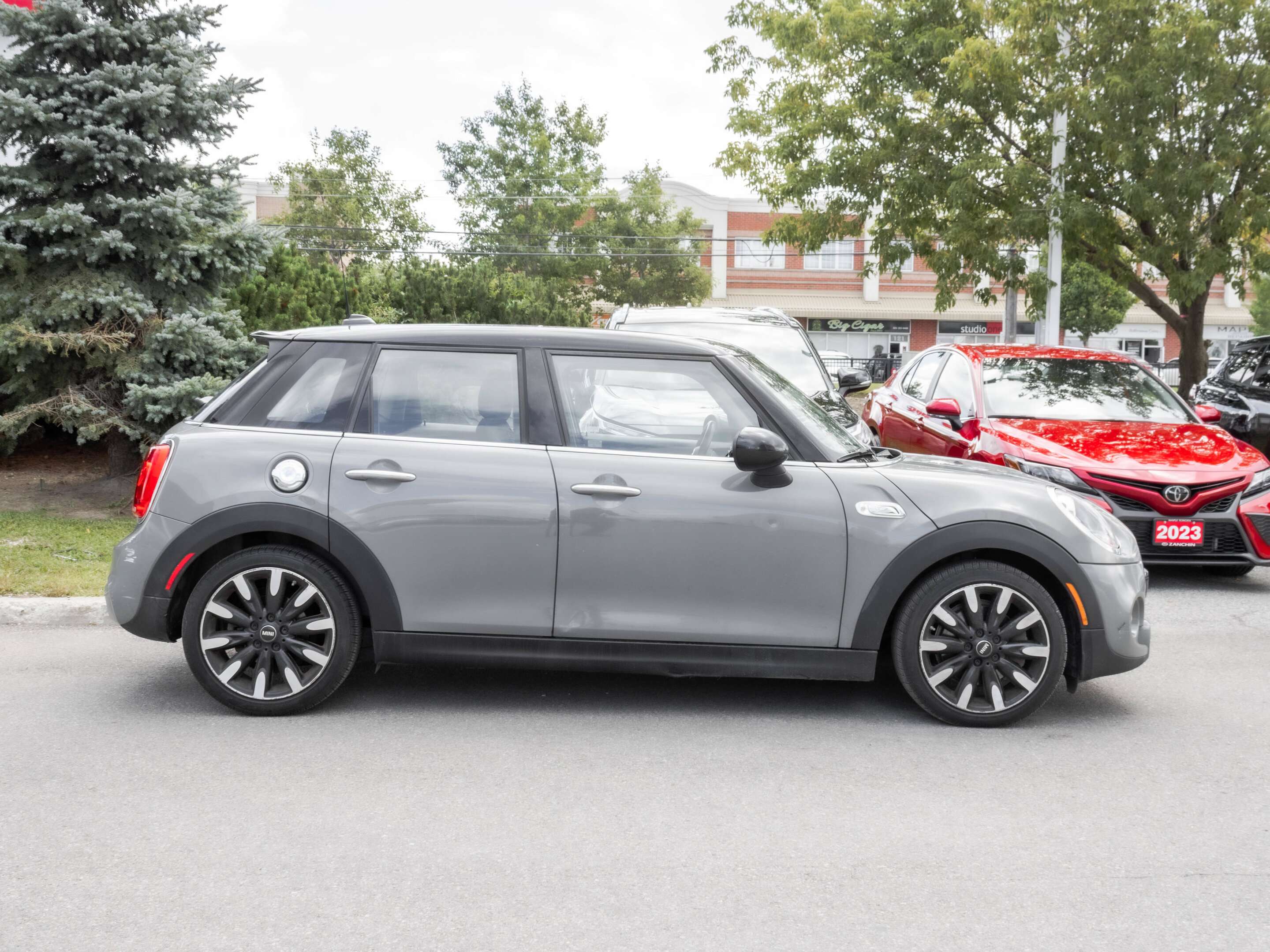 2018 MINI 5 Door /AS-IS/uncertified - You Certify You Save — снимка 1