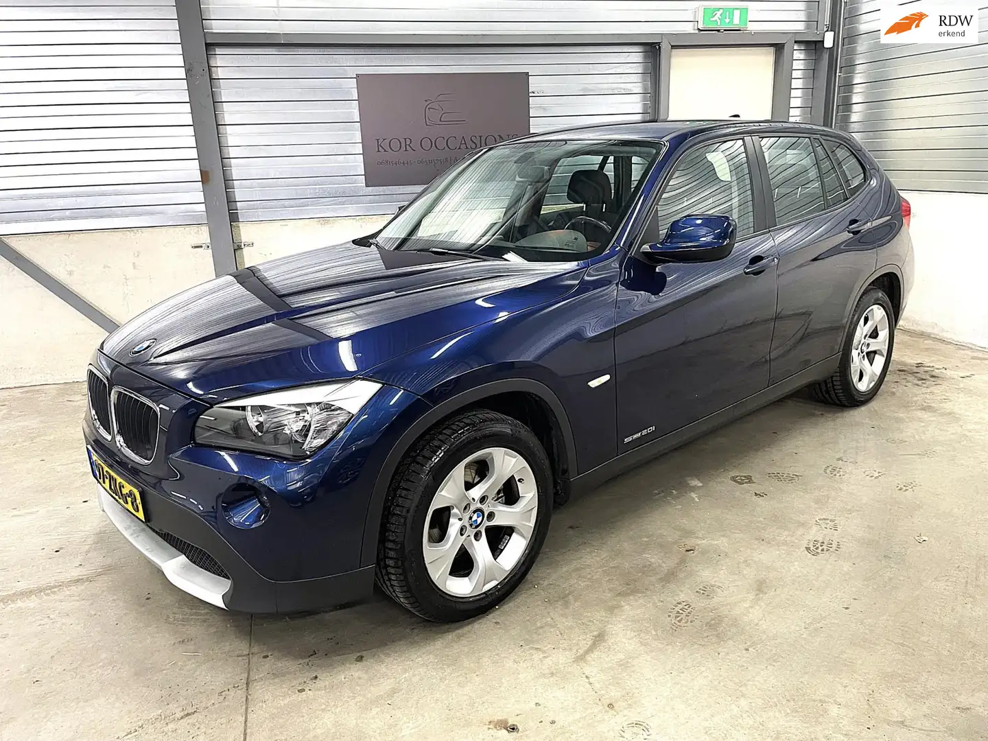 BMW X1 SDrive20i Business Navi PDC APK cruise control Blauw - 1