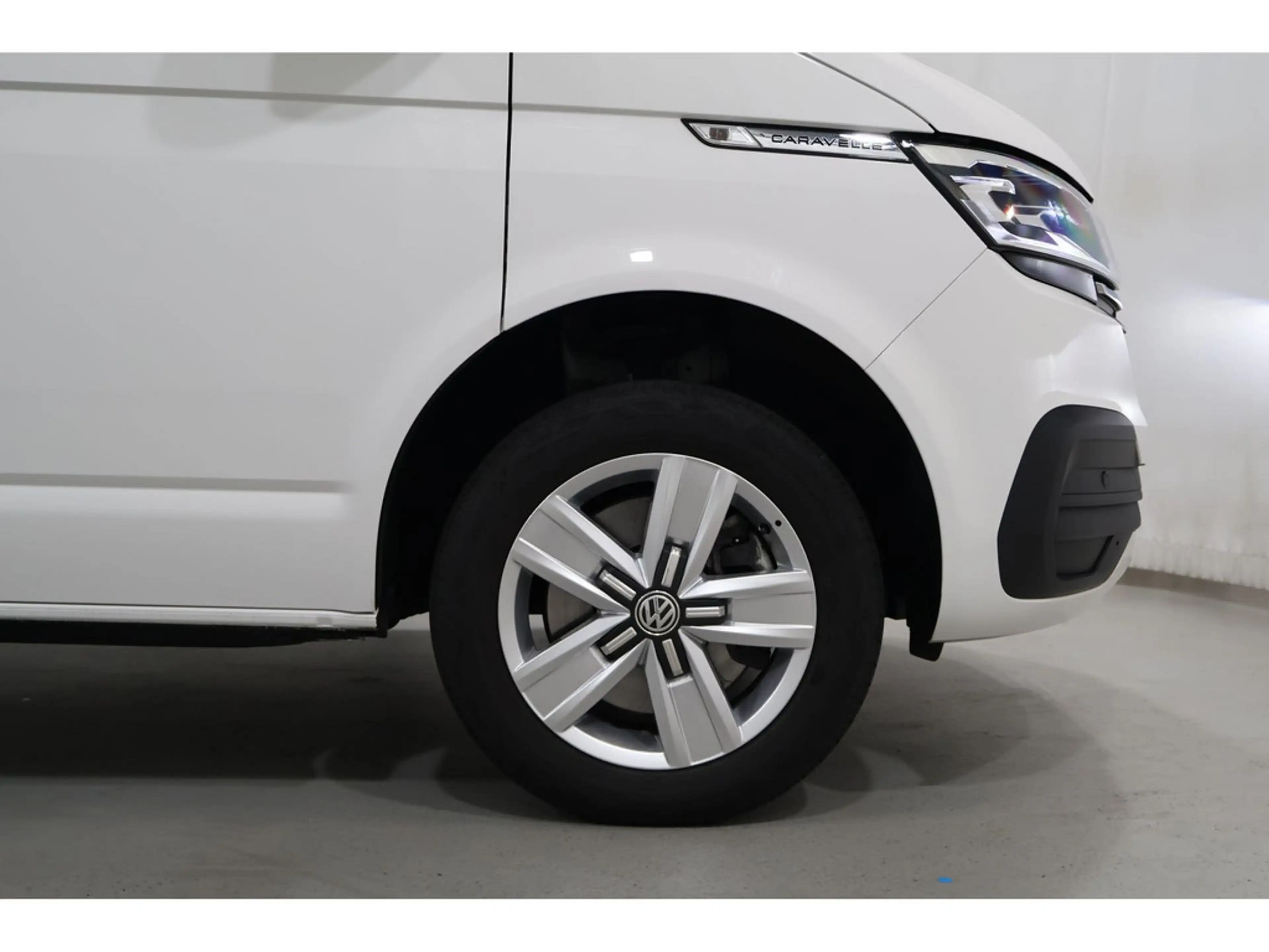 Volkswagen T6.1 Transporter Caravelle LED*Klima — photo 7