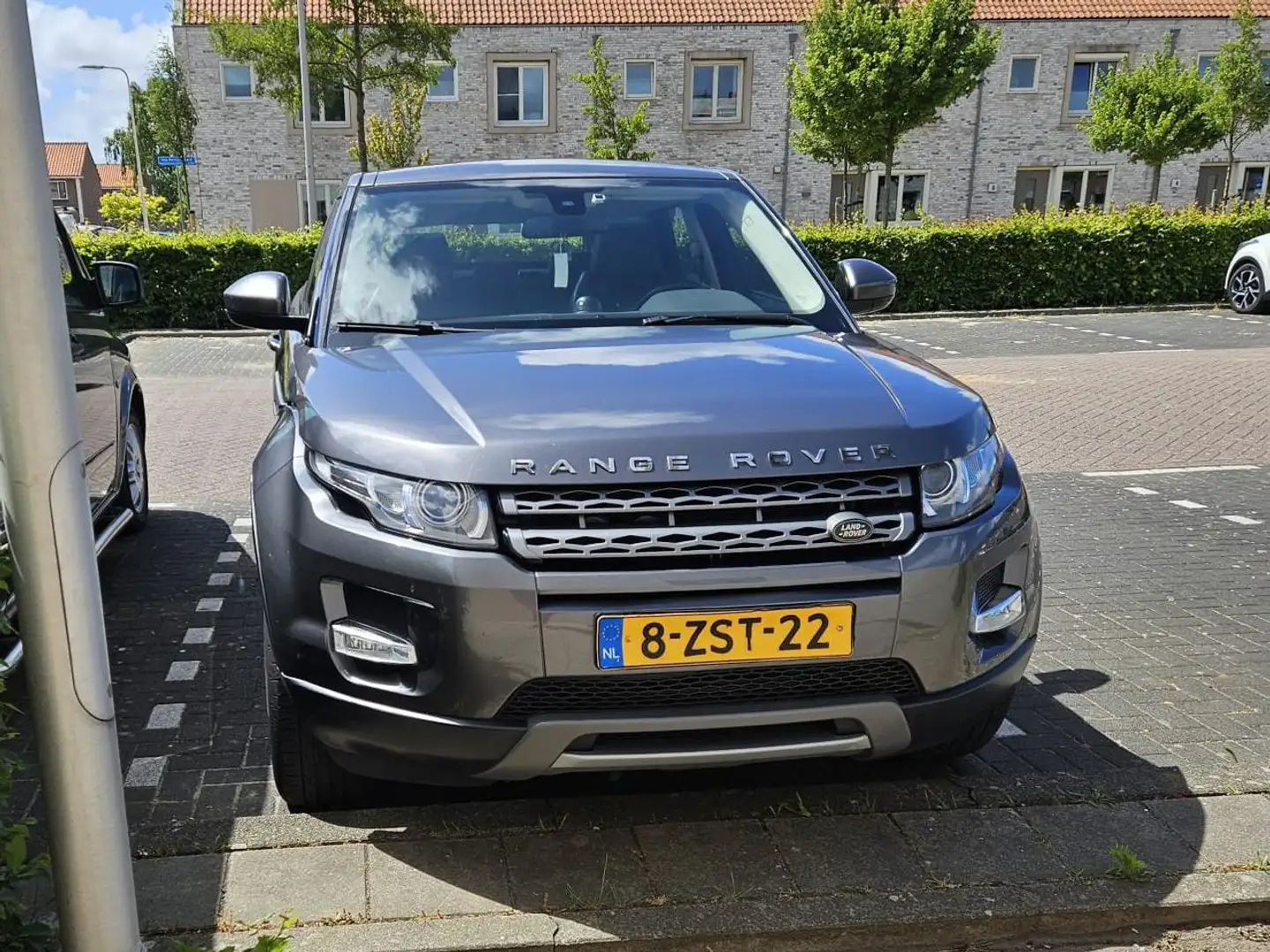 Land Rover Range Rover Evoque Range Rover Evoque 2.2 eD4 2WD P. BnsEd Gris - 1