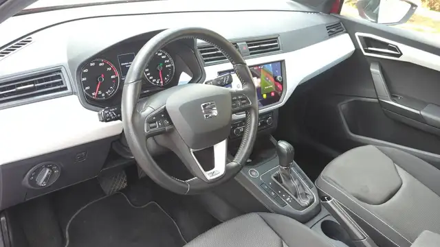SEAT Ibiza view 8