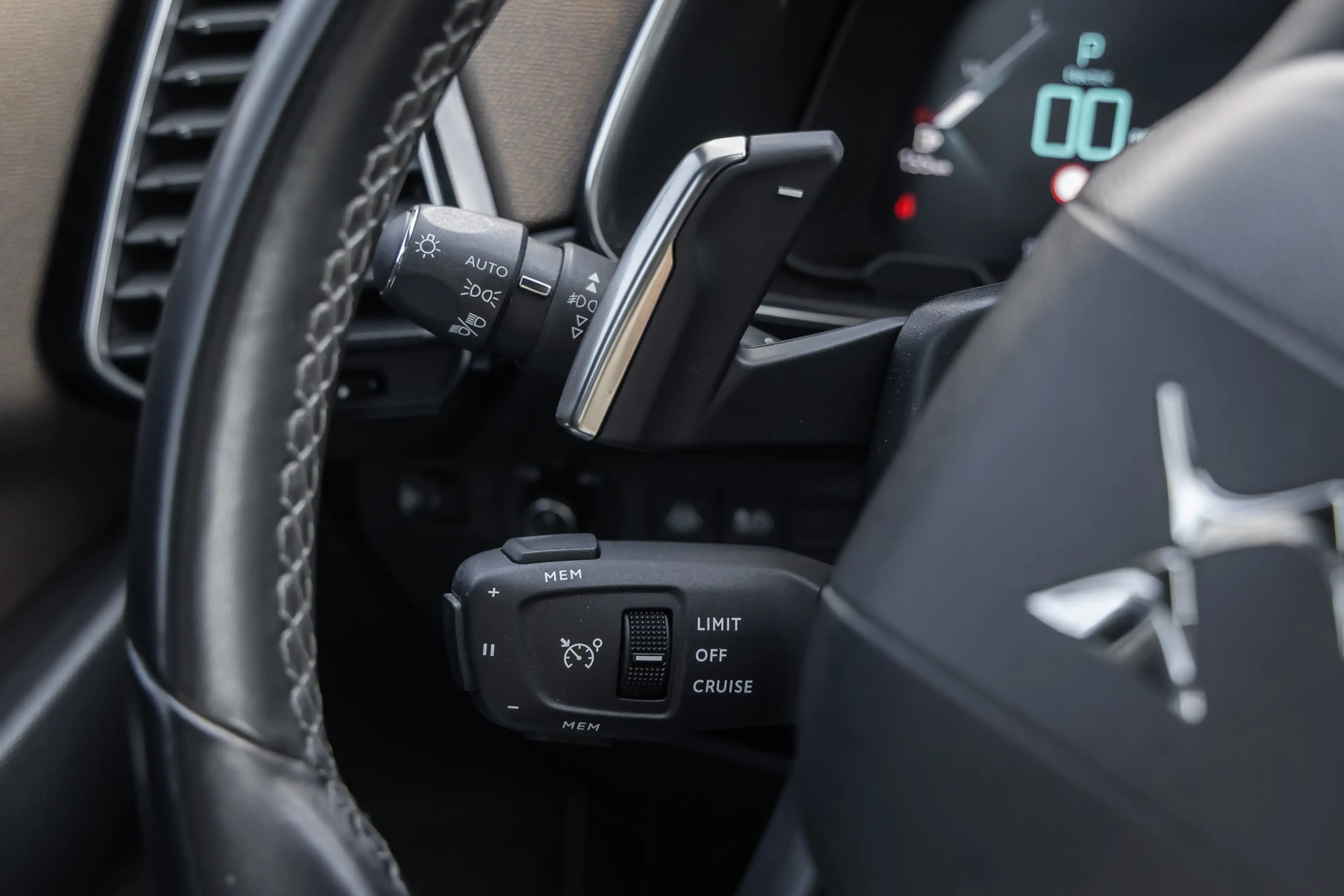DS Automobiles DS 7 Crossback E-Tense Business hyb 360 Camera | PDC | Cruise con — photo 13