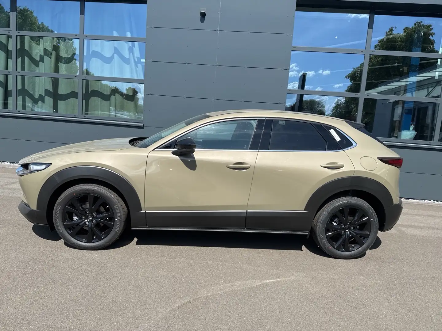 Mazda CX-30 Homura 140 Automatik Metallic - 2