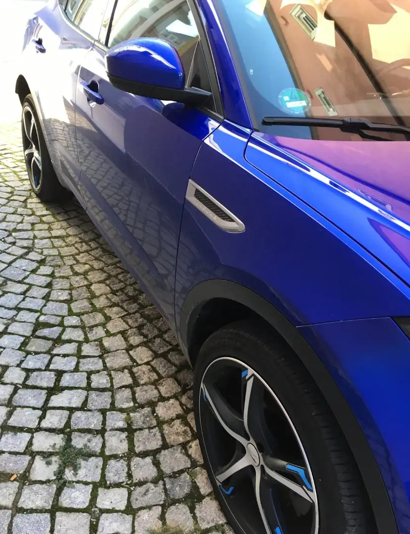 Jaguar E-Pace R-Dynamic AWD Blau - 2