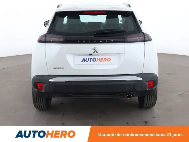 Peugeot 2008 view 5