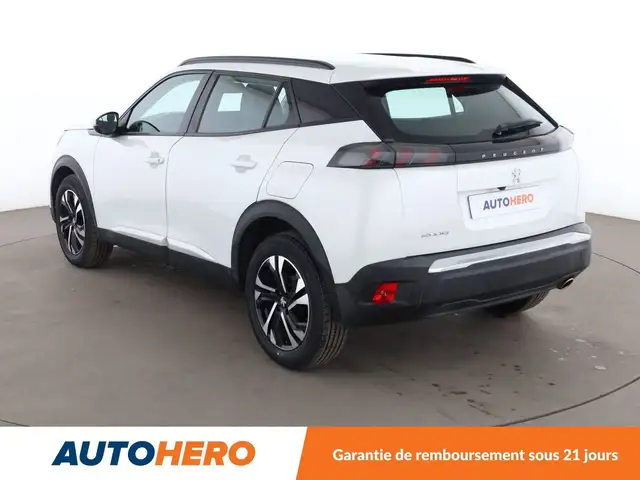 Peugeot 2008 view 4