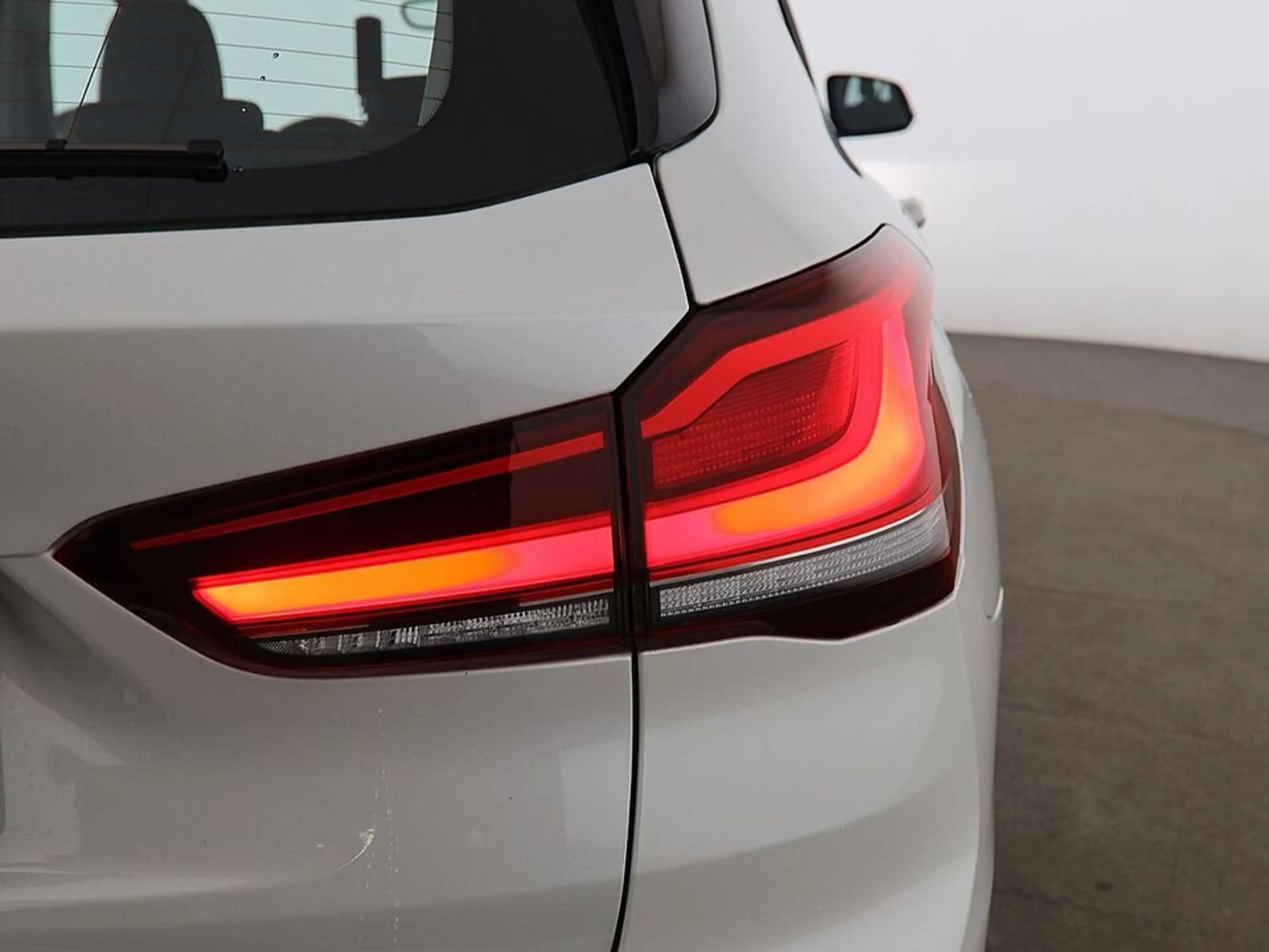 BMW X1 sDrive16d X-Line Aut LED LEDER NAVI SITZHZG — photo 9