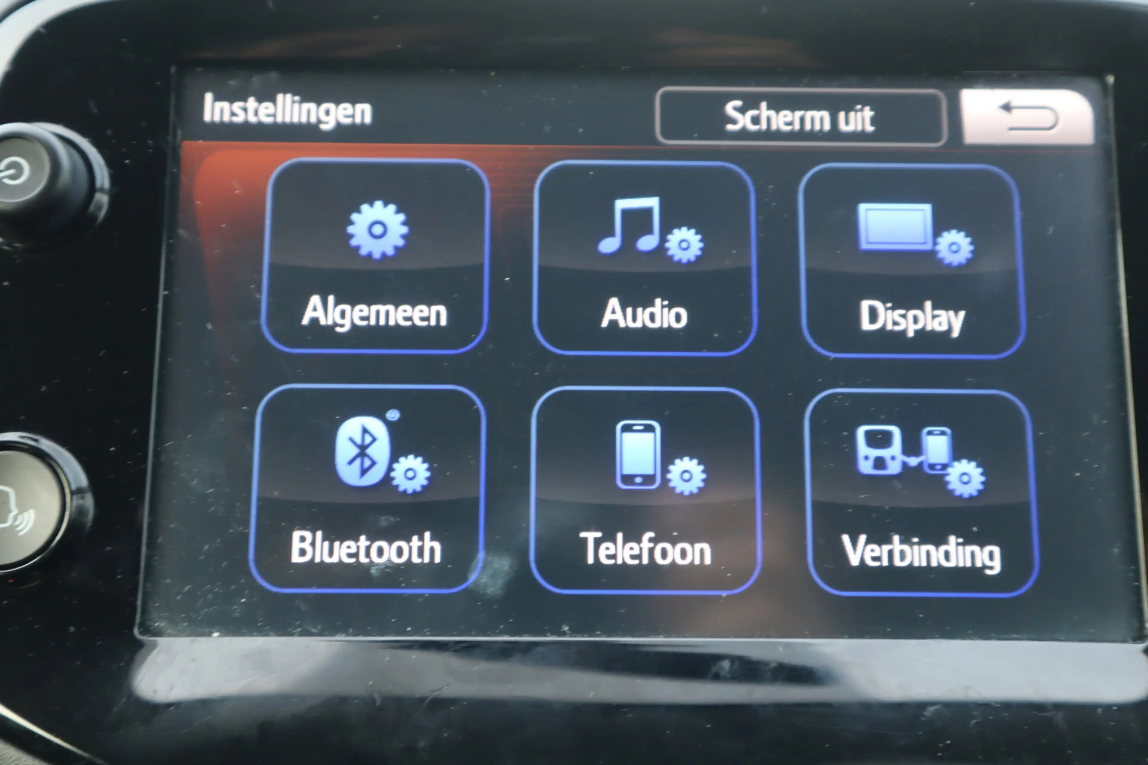 Peugeot 108 1.0 e-VTi Active — photo 15
