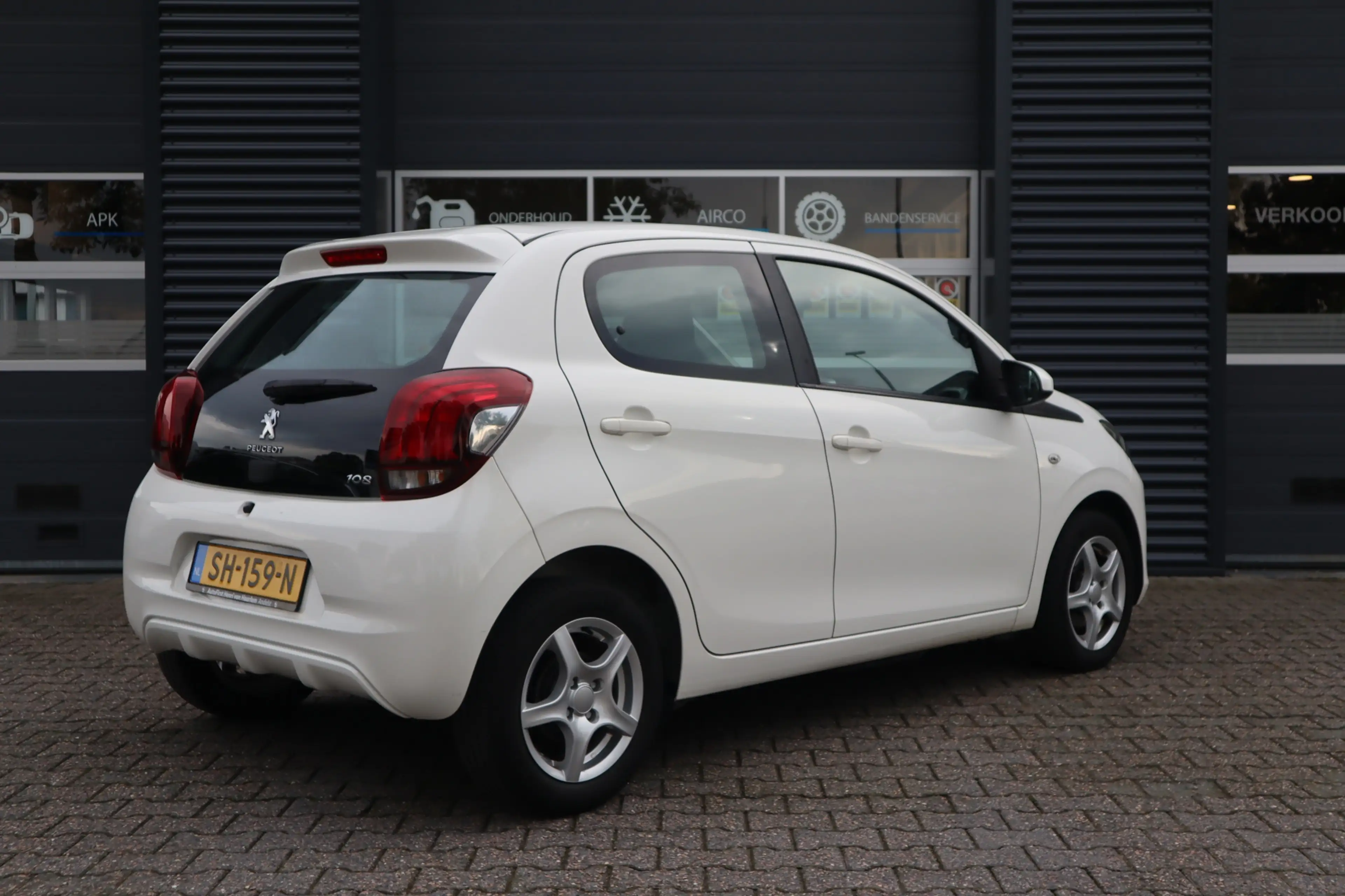 Peugeot 108 1.0 e-VTi Active — photo 5