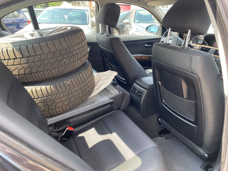 BMW 330 xi Allrad 1.Hand PDC Bi-Xenon Navi Teil-Leder — photo 15