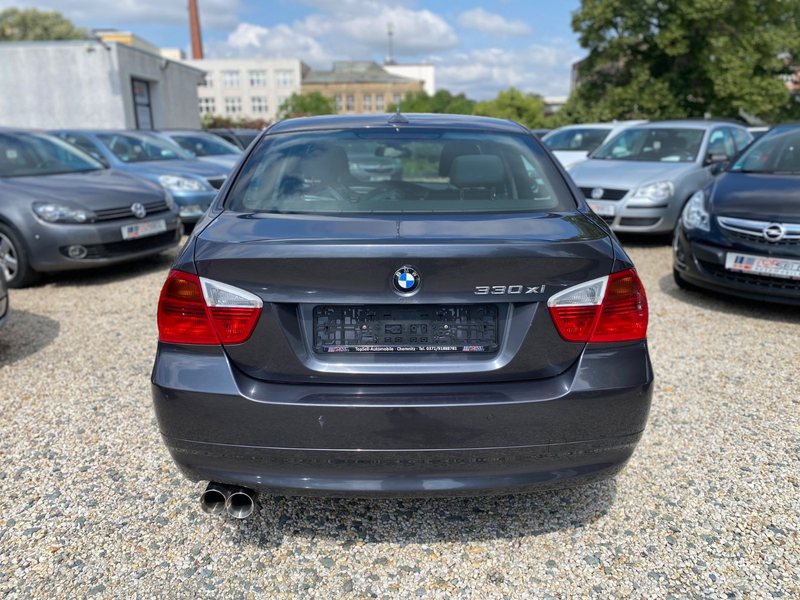 BMW 330 xi Allrad 1.Hand PDC Bi-Xenon Navi Teil-Leder — photo 7