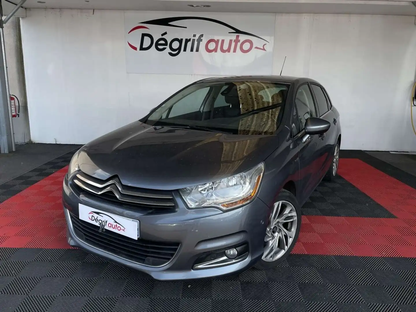 Citroen C4 HDi 110 FAP Exclusive Gris - 1