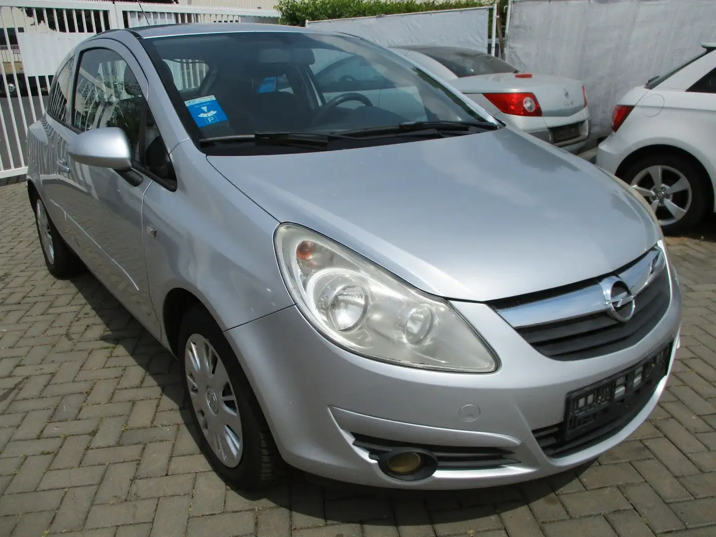 Opel Corsa D 1.2i Benzin & LPG Auto Gas Argento - 2