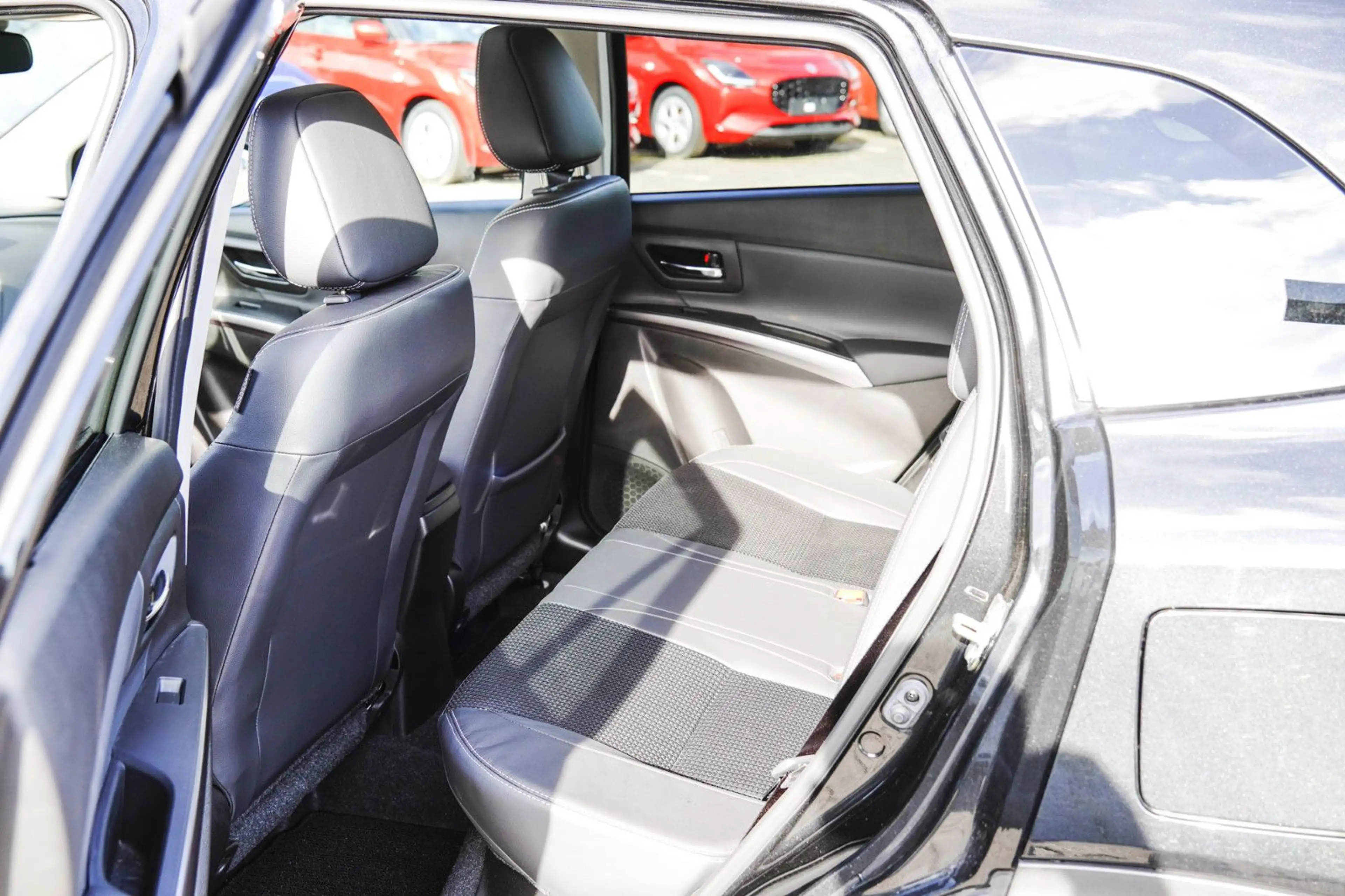 Suzuki SX4 S-Cross S-Cross 1.5 DUALJET Hybrid Comfort+ Allgrip AGS — photo 15