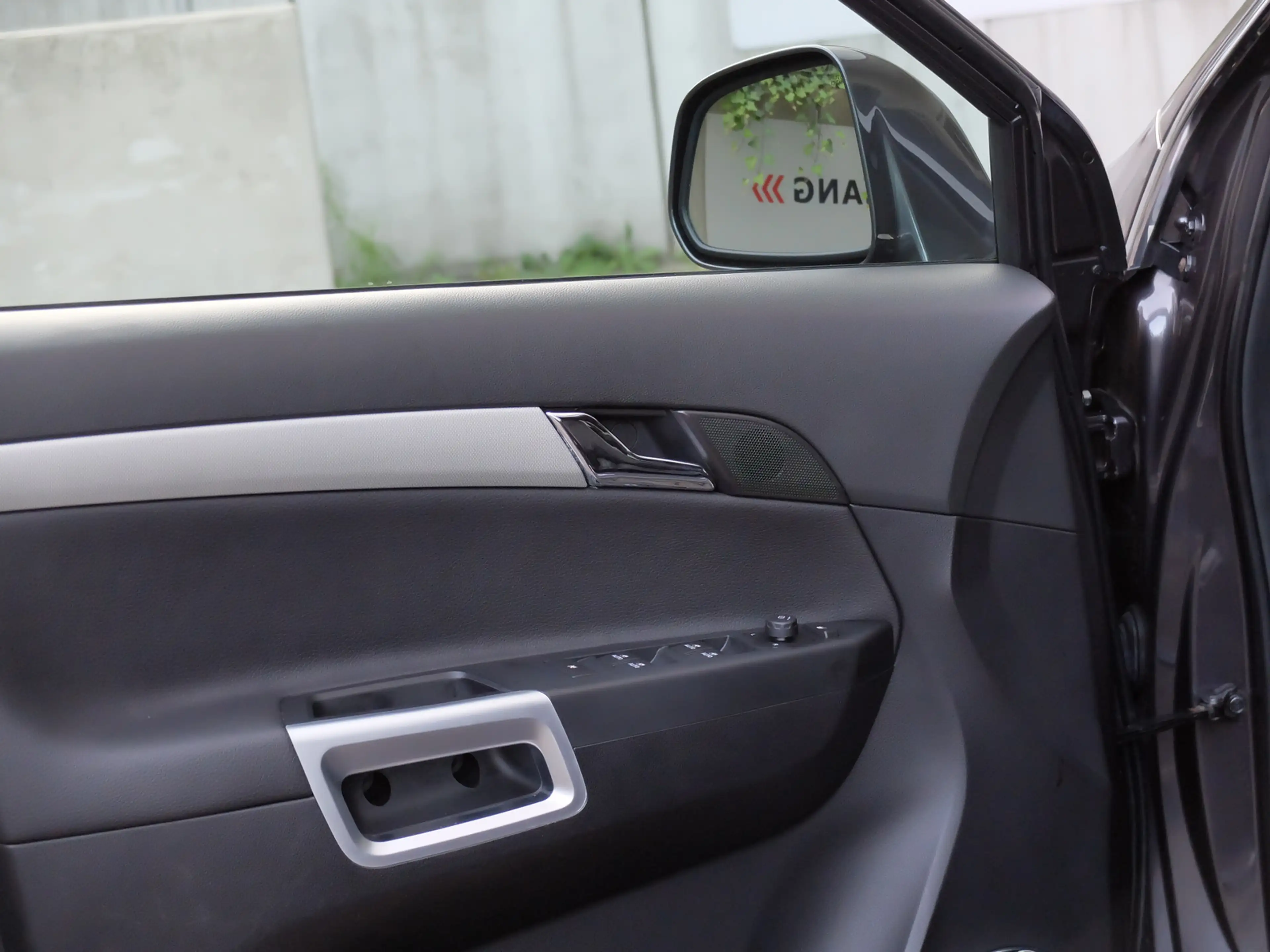 Opel Antara 2.2 CDTi Cosmo 4x4 Leder Navi AHK — photo 12