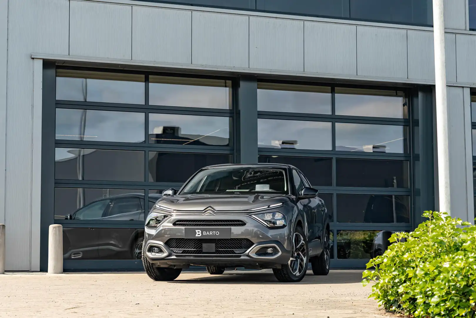 Citroen C4 130 PK AT | Pano dak | Leder | Massage | Camera... Grigio - 1