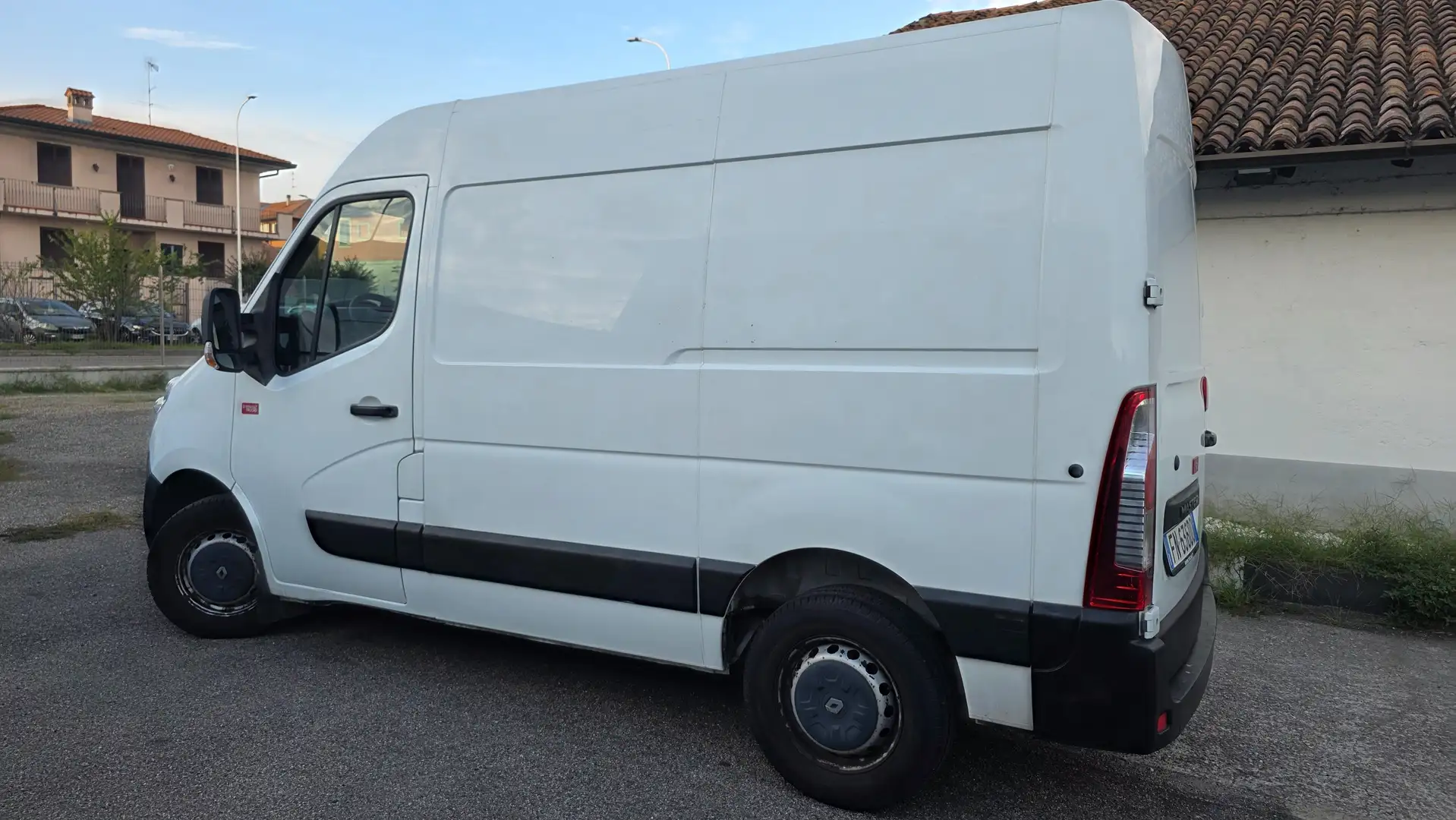 Renault Master T35 2.3 dCi/130 PC-TM Furgone L1H2 Wit - 2