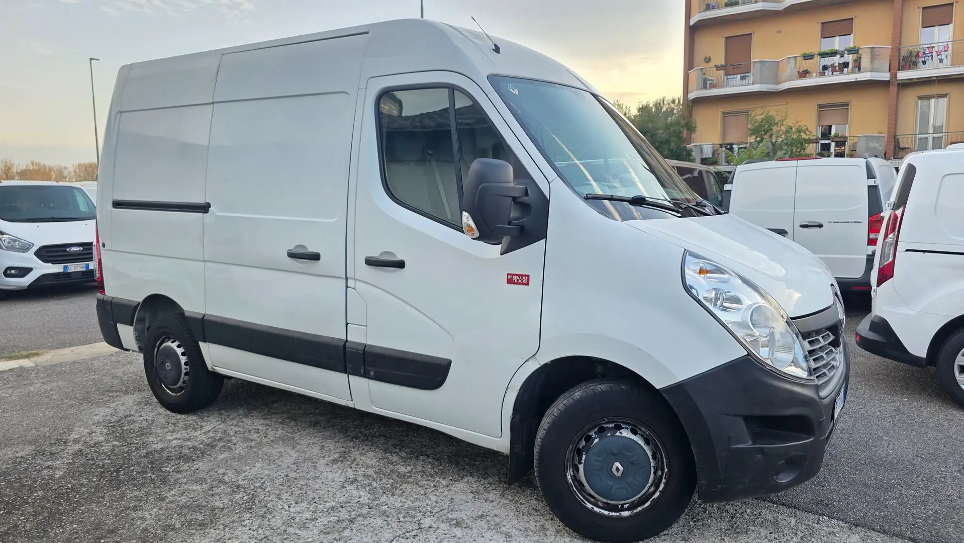 Renault Master T35 2.3 dCi/130 PC-TM Furgone L1H2 Blanc - 1