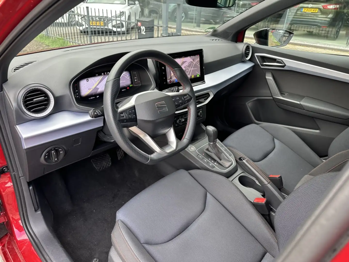 SEAT Ibiza 1.5 TSI 150PK FR Business+ Automaat | Navi | Camer Rood - 2