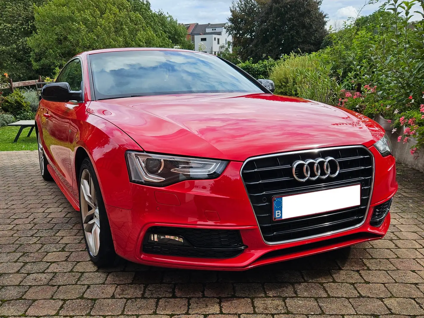Audi A5 🚗 Audi A5 1.8 TFSI S-Line – Bon état Rouge - 1