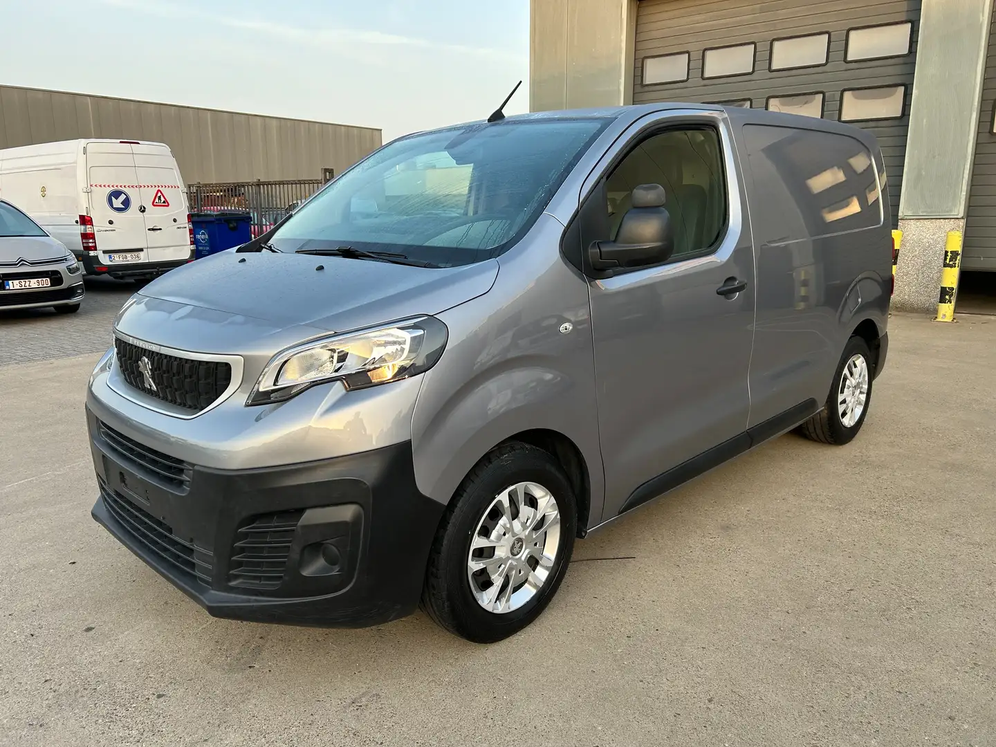Peugeot Expert 1.5 hdi 75 kw lengte 1 zeer nette bus zie foto's Gris - 1