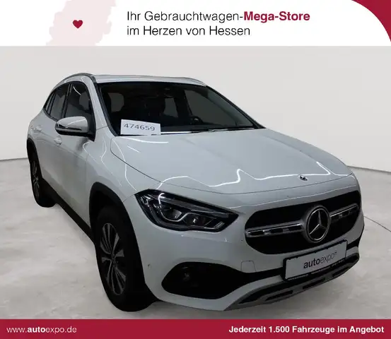Mercedes-Benz GLA 200 GLA 200 d 8G-DCT Style LED BusiP MBUX