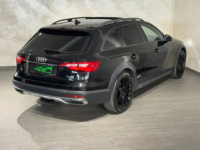 Audi A4 view 12