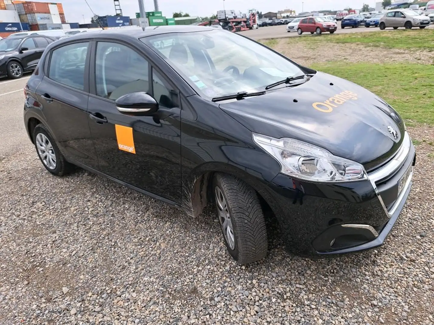 Peugeot 208 1.2 PURETECH 82CH S\u0026S PREMIUM EURO6C Noir - 2