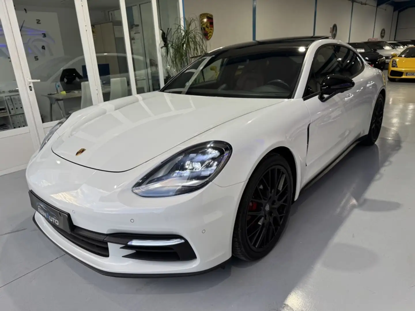 Porsche Panamera 4 Aut. Blanco - 2