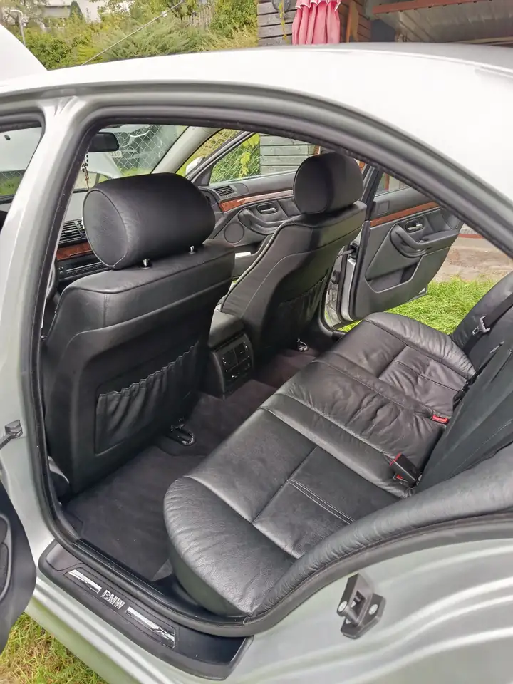 BMW 528i, foto 11