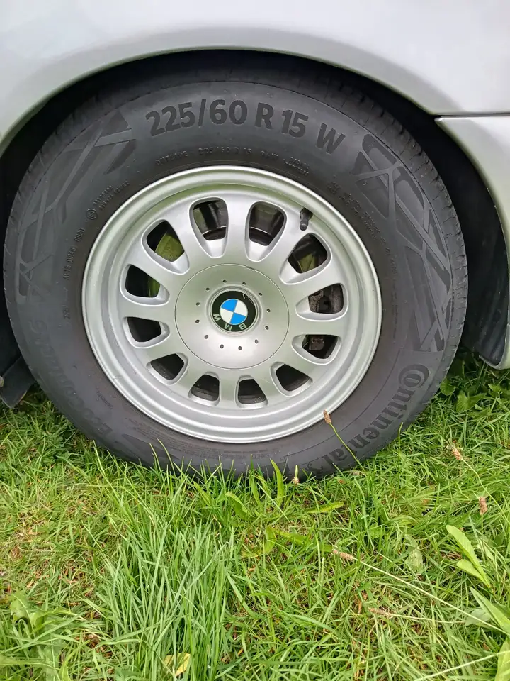 BMW 528i, foto 6