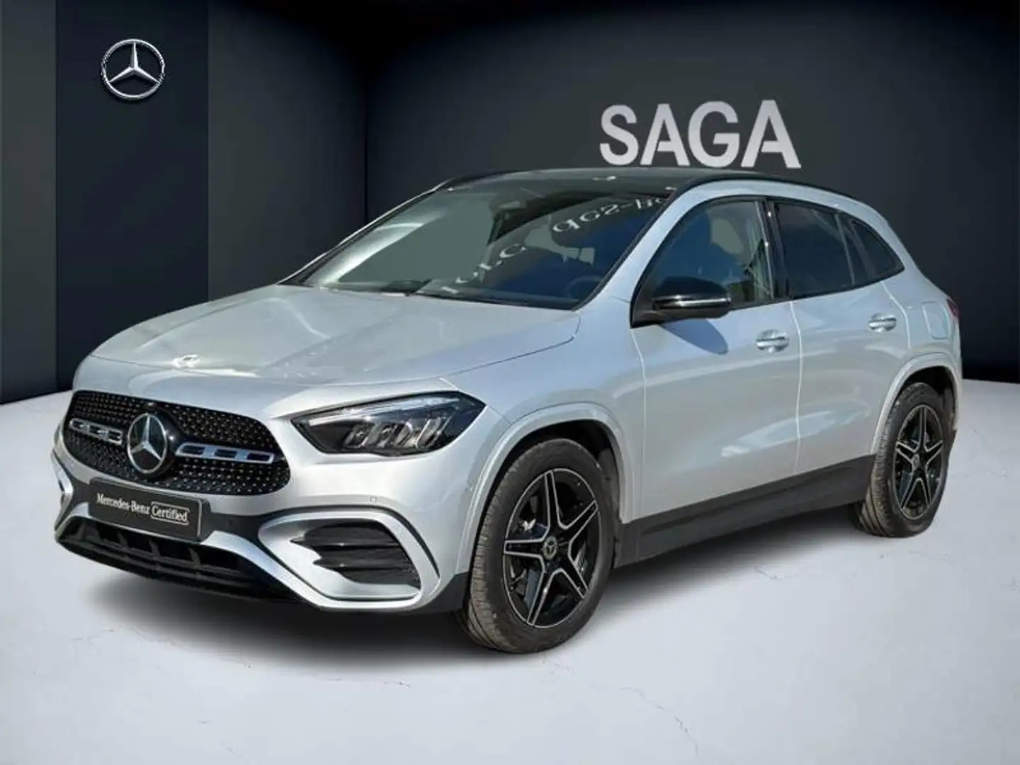 Mercedes-Benz GLA 200 200 AMG Pack Night Pano Attelage Facelift Argent - 1