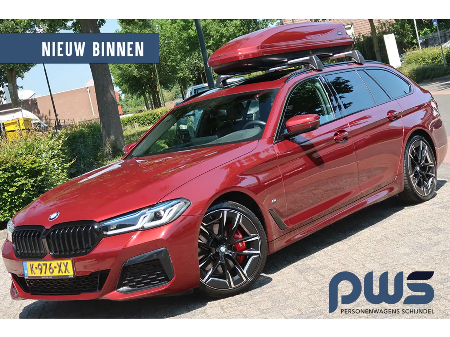 BMW 520 5-serie Touring 520i High Executive ///M-Sport / F Rood - 1