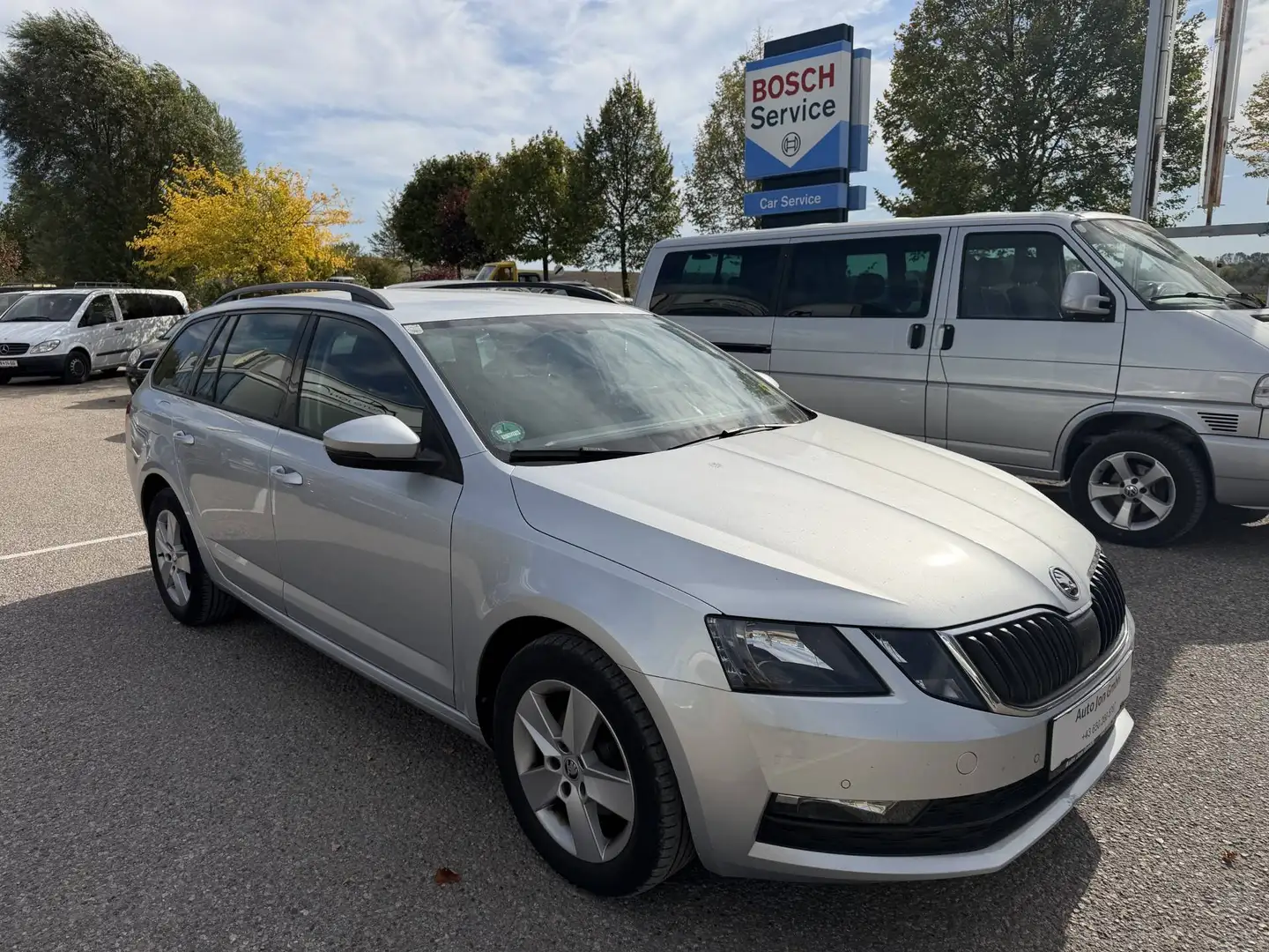 Skoda Octavia Kombi*1Besitz*wenigKM*AHK*PickerlNEU* Grau - 2