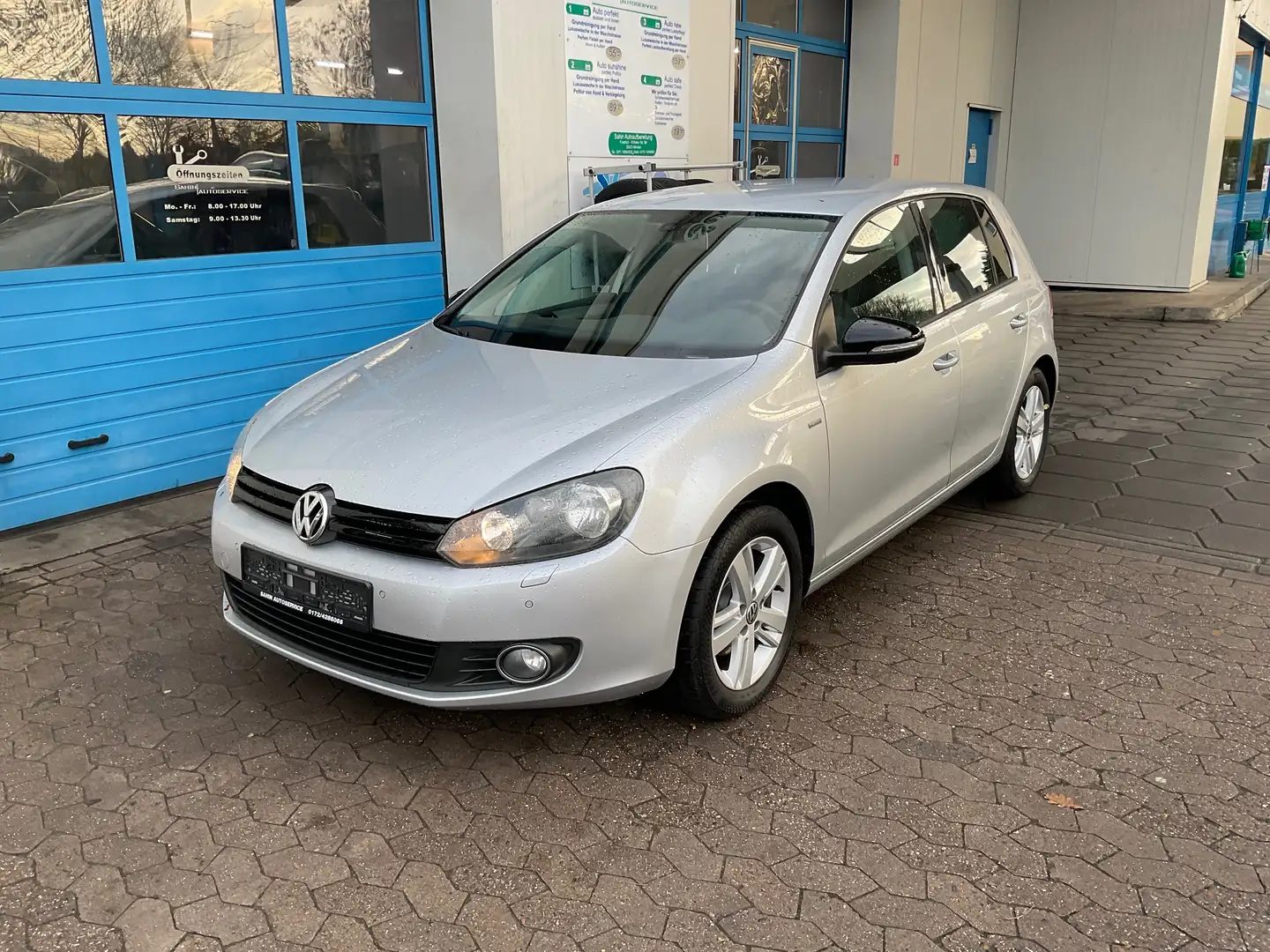 Volkswagen Golf 1.2 TSI BlueMotion Technology MATCH Silber - 1