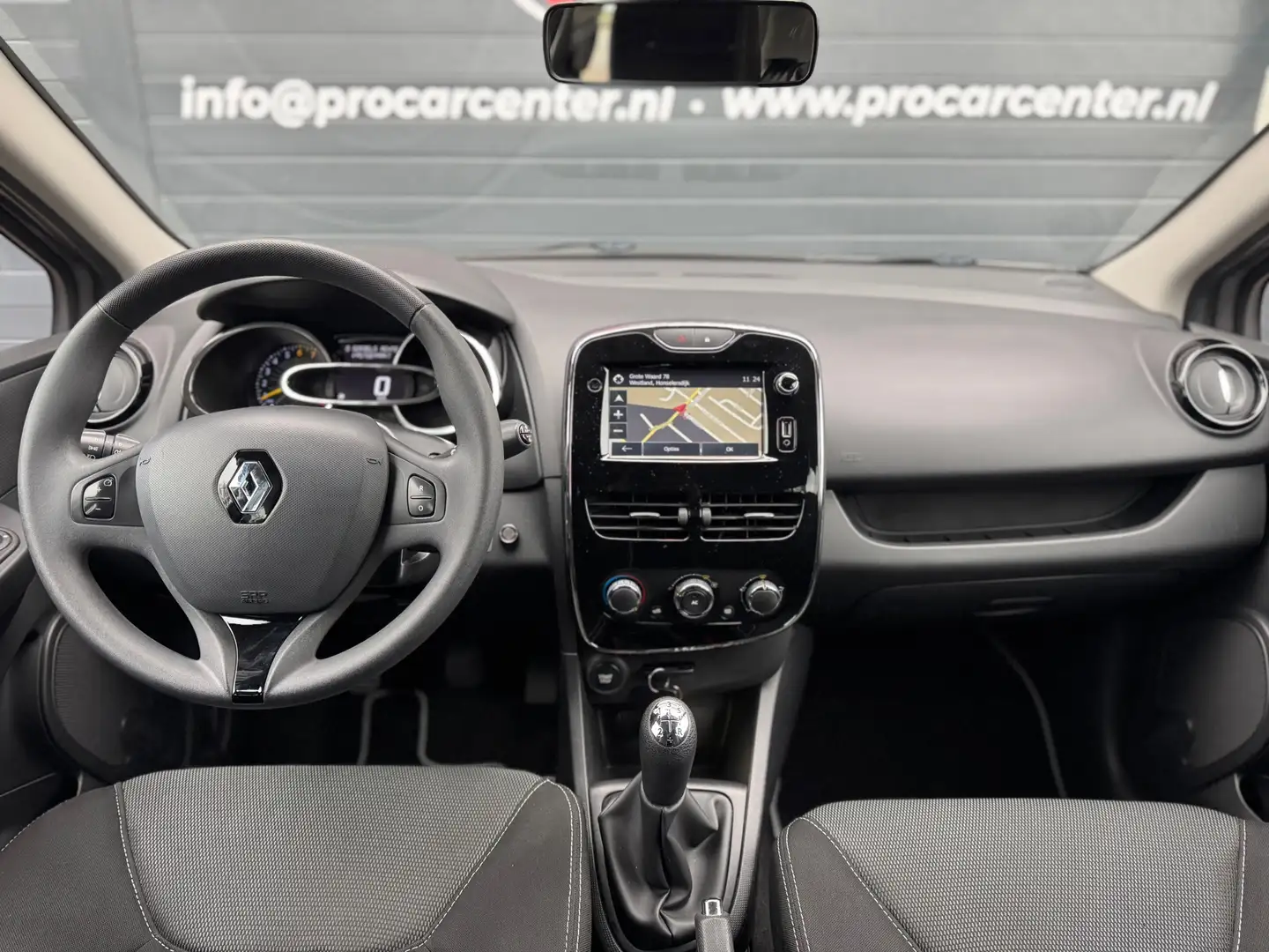 Renault Clio 0.9 TCe Expression AIRCO| CRUISE| NAVI| EL.RAMEN| Grau - 2