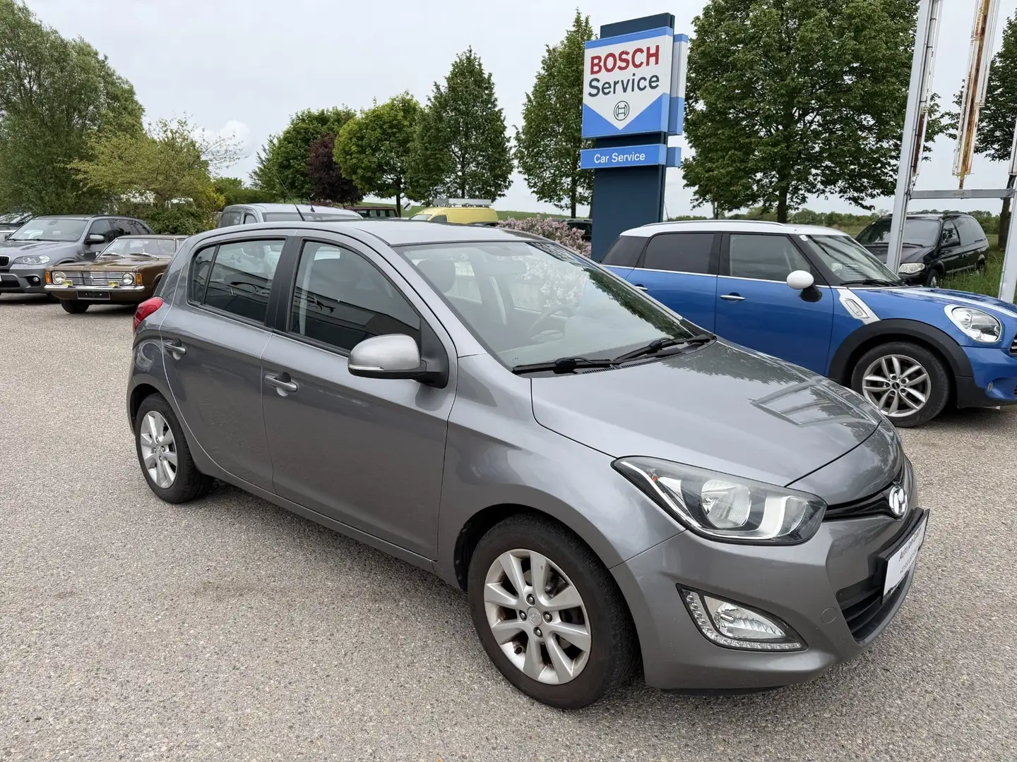 Hyundai i20 1,25 Life UpGrade*wenig KM*Klima*Pickerl NEU* Grau - 2