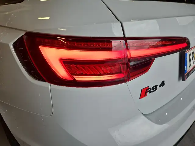 Audi RS4 RS4 2.9 TFSI quattro Ansicht 13