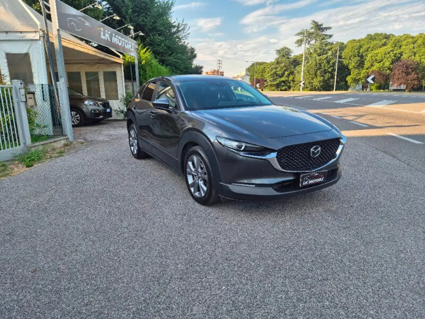 Mazda CX-30 2.0L Skyactiv-G M Hybrid 2WD Executive Grijs - 2