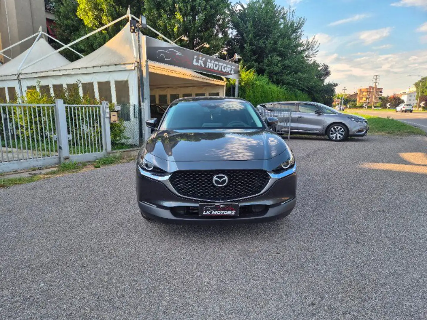 Mazda CX-30 2.0L Skyactiv-G M Hybrid 2WD Executive Grijs - 1