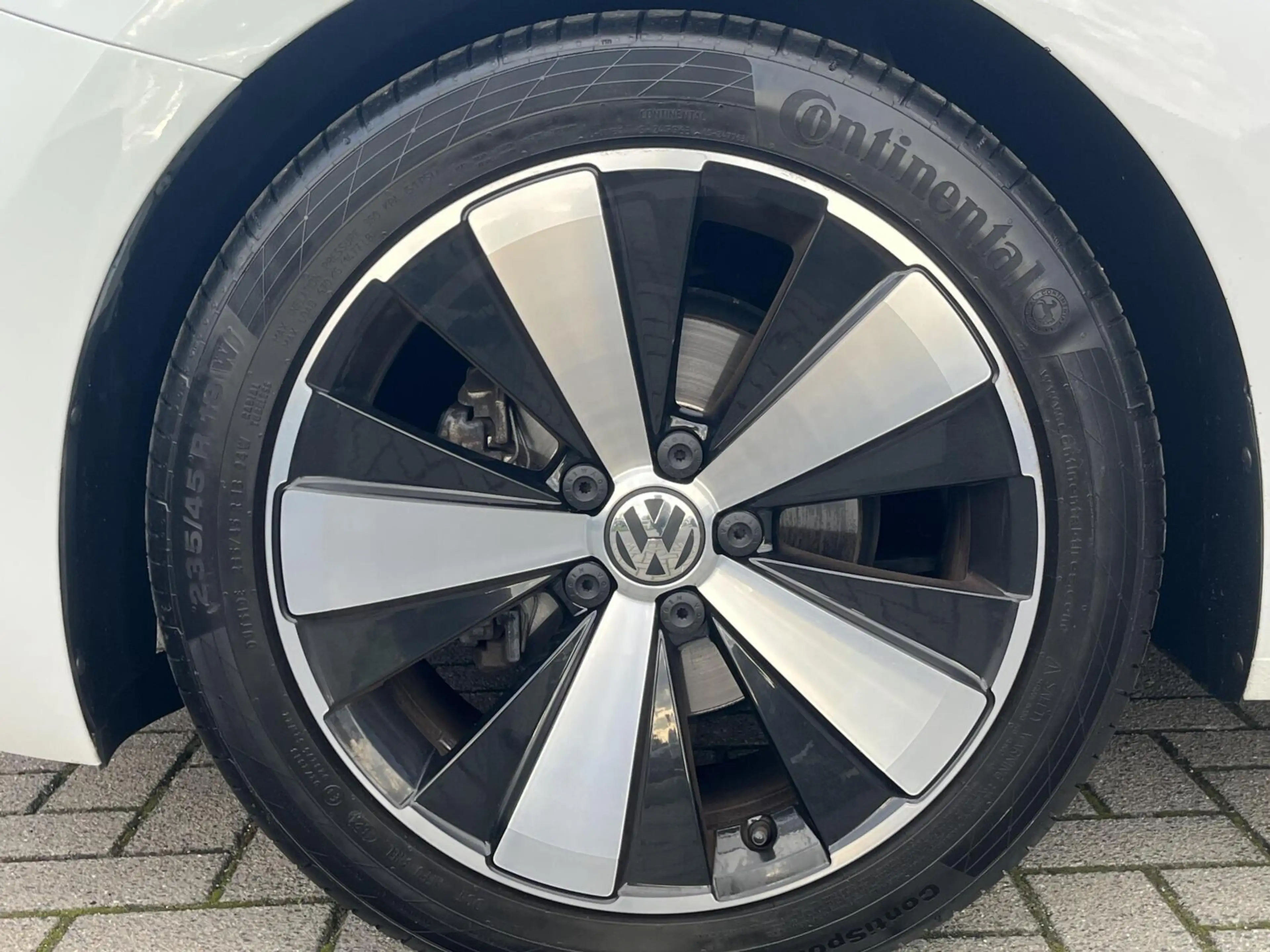 Volkswagen Beetle TSI SCHUIFDAK+18INCH NL AUTO 1E EIGENAAR! — photo 13