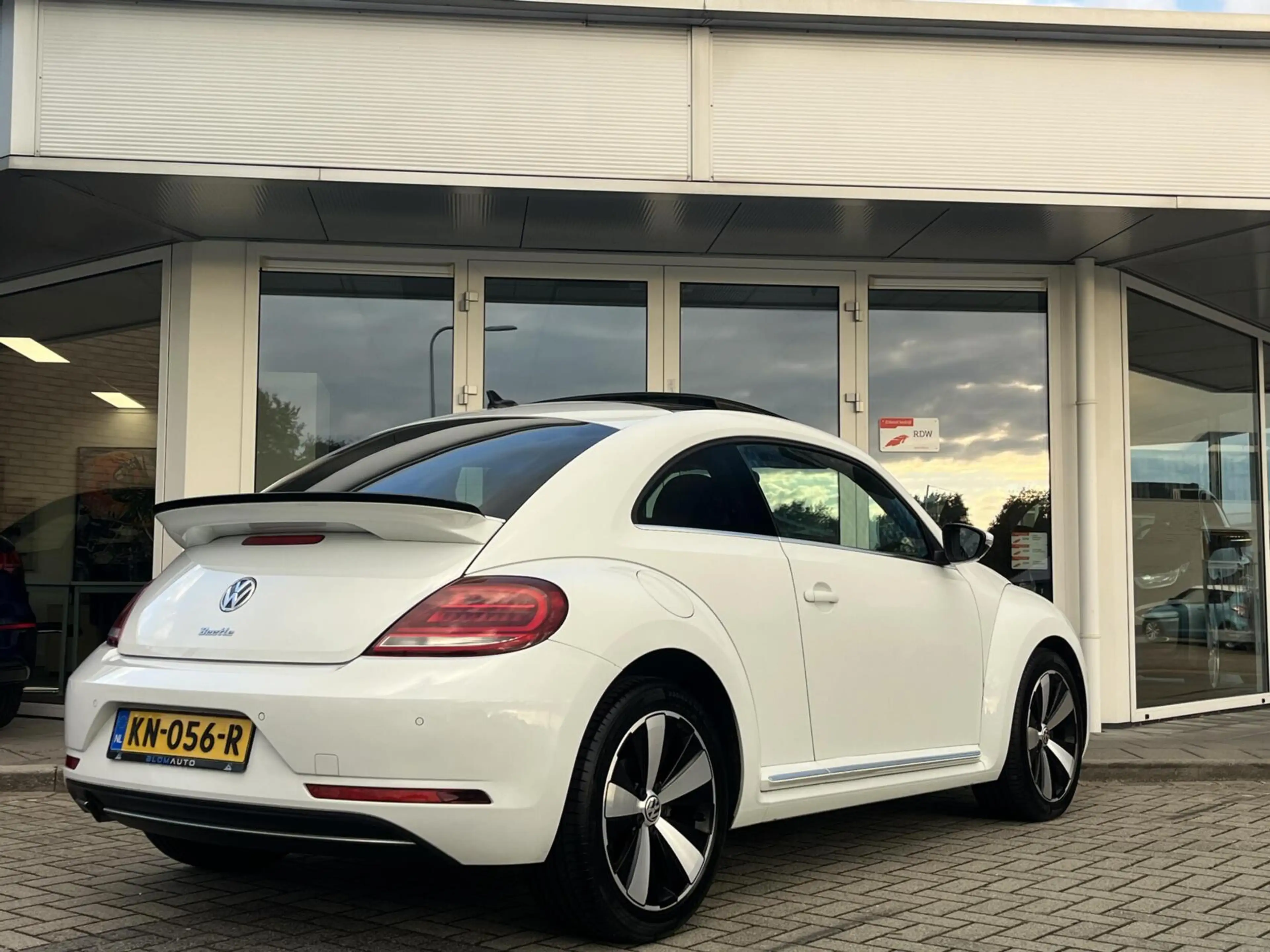 Volkswagen Beetle TSI SCHUIFDAK+18INCH NL AUTO 1E EIGENAAR! — photo 5