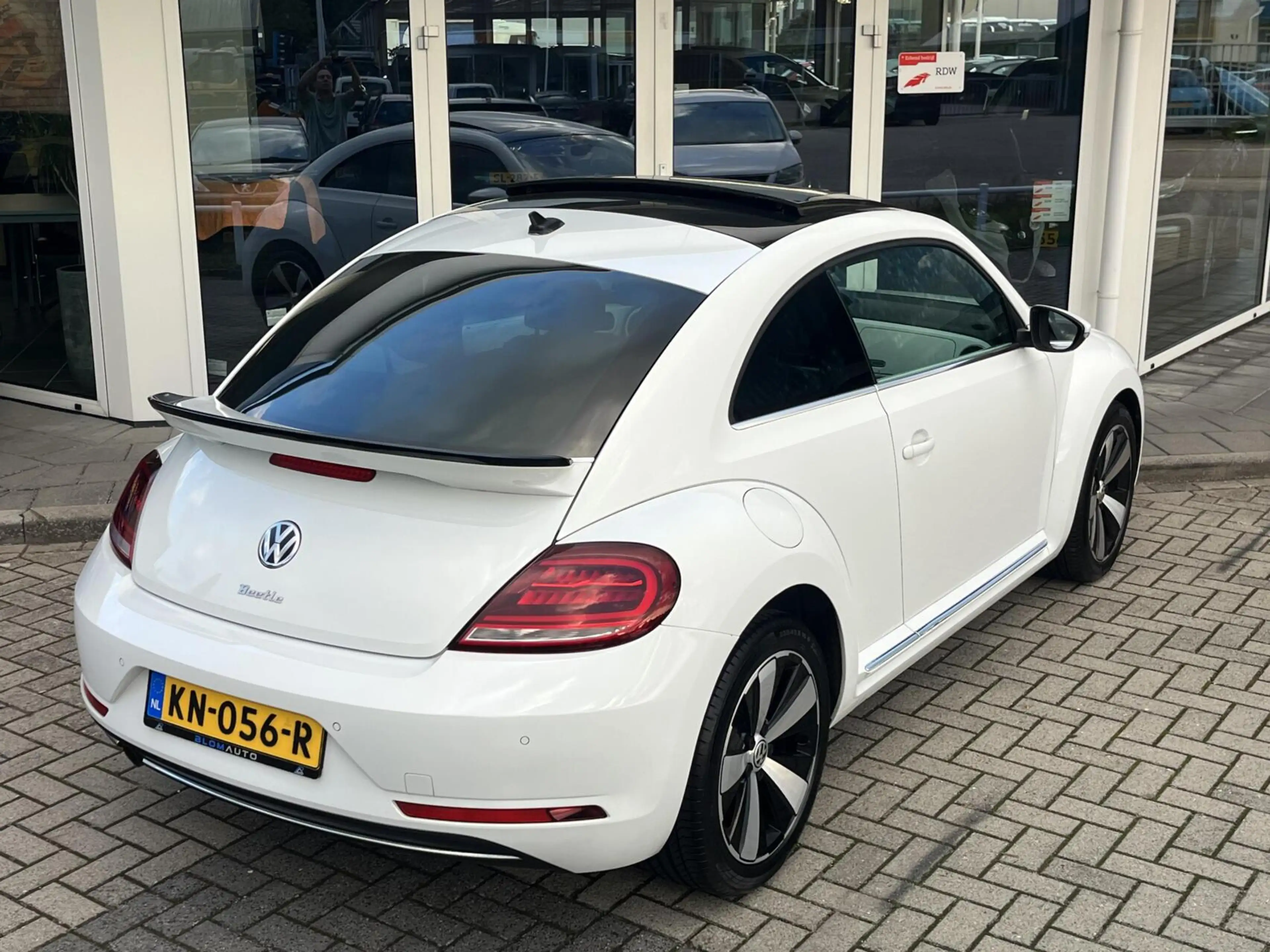 Volkswagen Beetle TSI SCHUIFDAK+18INCH NL AUTO 1E EIGENAAR! — photo 18