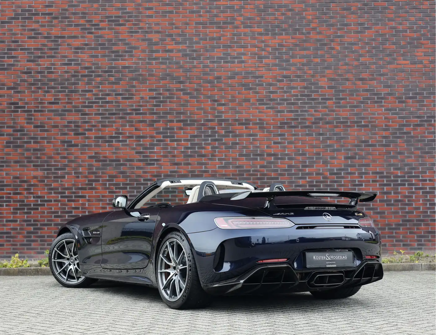 Mercedes-Benz AMG GT R Roadster Tanzanietblauw - Nieuwstaat! Blauw - 2