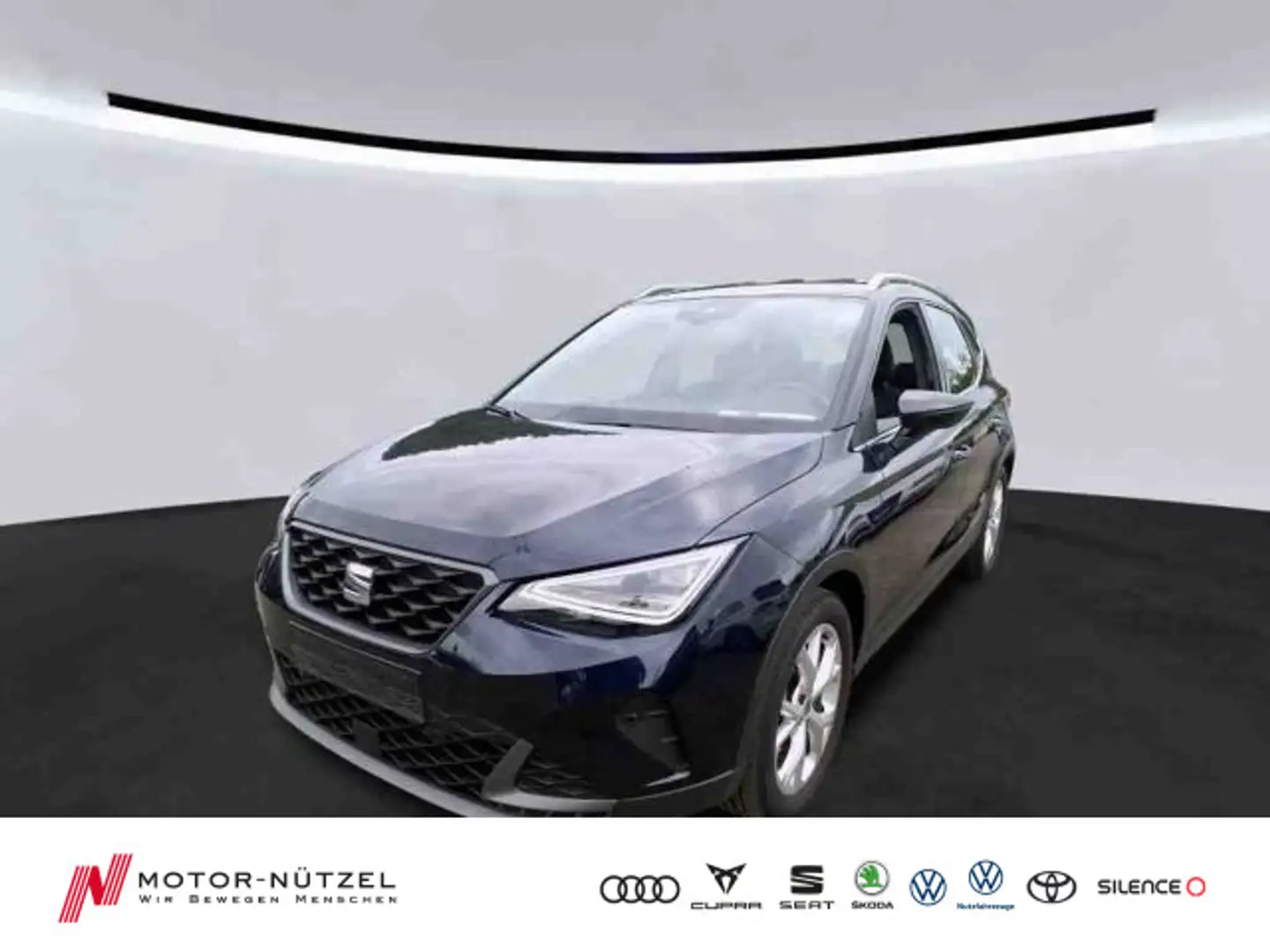 SEAT Arona 1.5 DSG FR LED+NAV+AHK+APP+SHZ+RFK+2xPDC Blau - 1