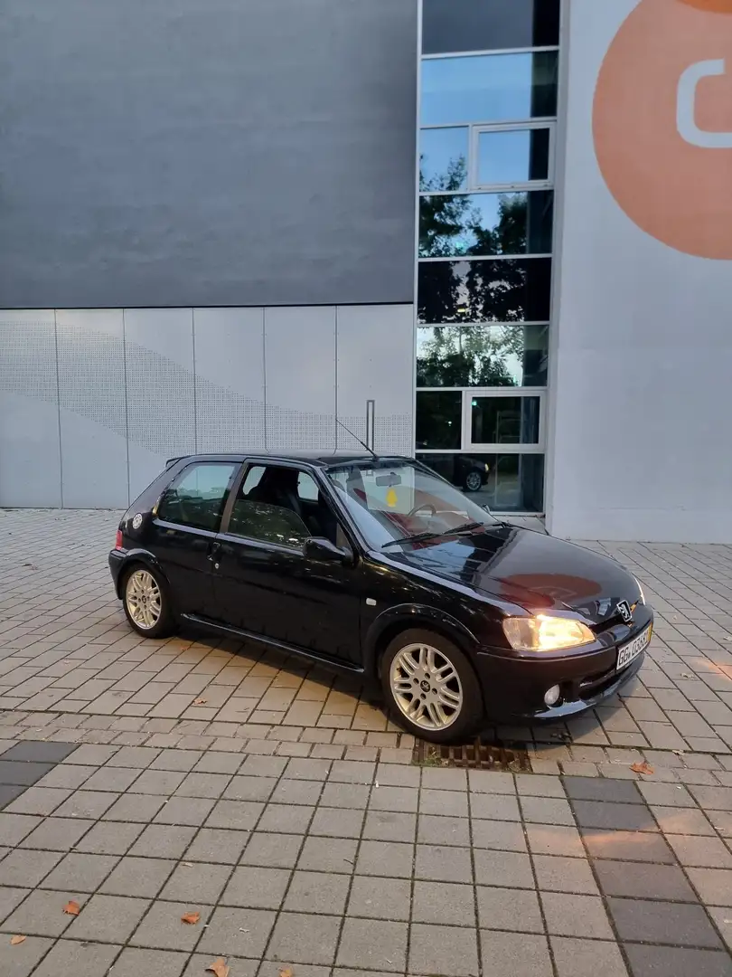 Peugeot 106 Peugeot 106 Sport Schwarz - 1