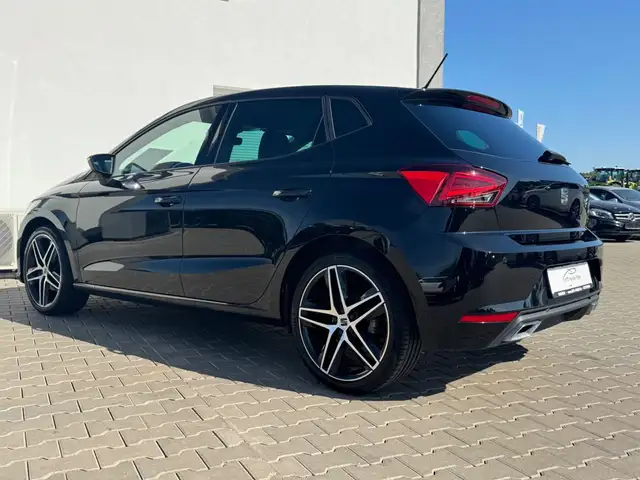 Seat Ibiza view 5